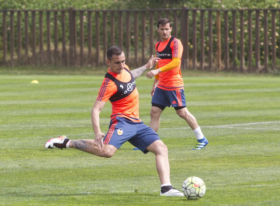 Entrenamiento del Valencia CF en el parador nacional de El Saler