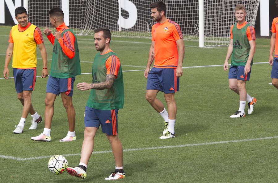 Fotos del entrenamiento del Valencia C.F.