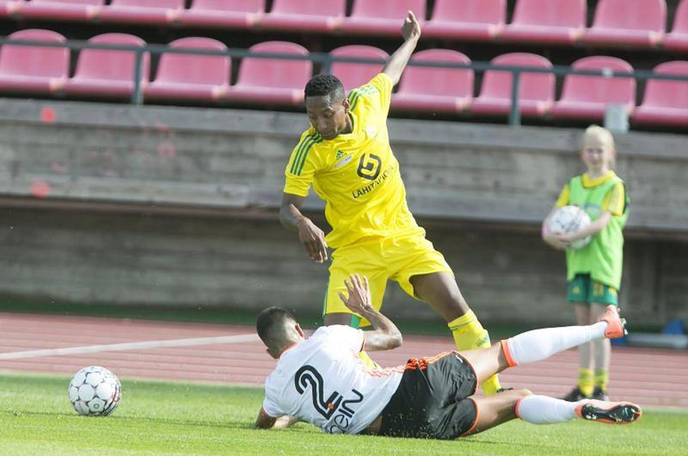 Fotos del Valencia CF - Ilves, partido de pretemporada en Finlandia