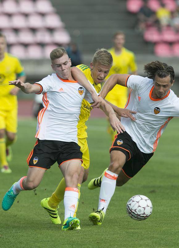 Fotos del Valencia CF - Ilves, partido de pretemporada en Finlandia