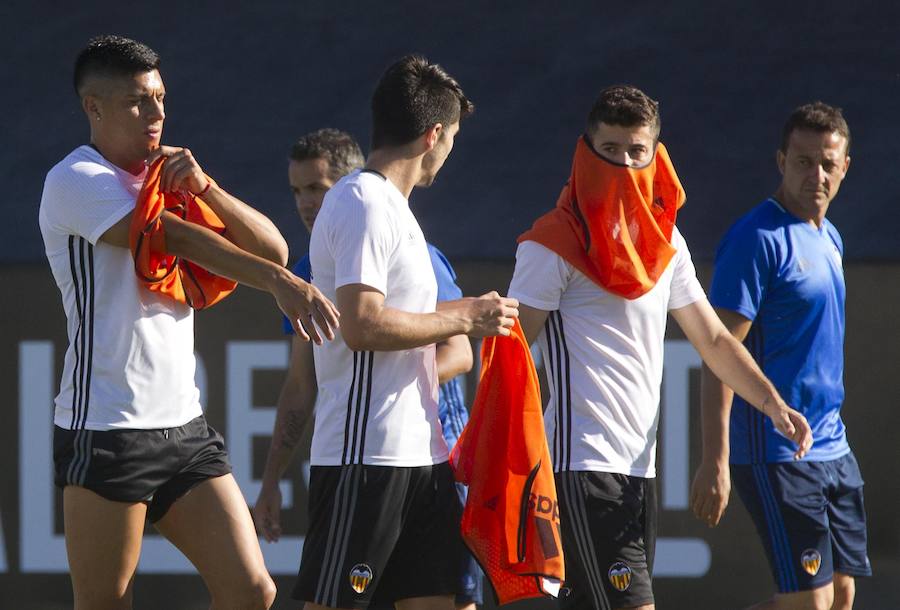 Fotos del entrenamiento del Valencia CF