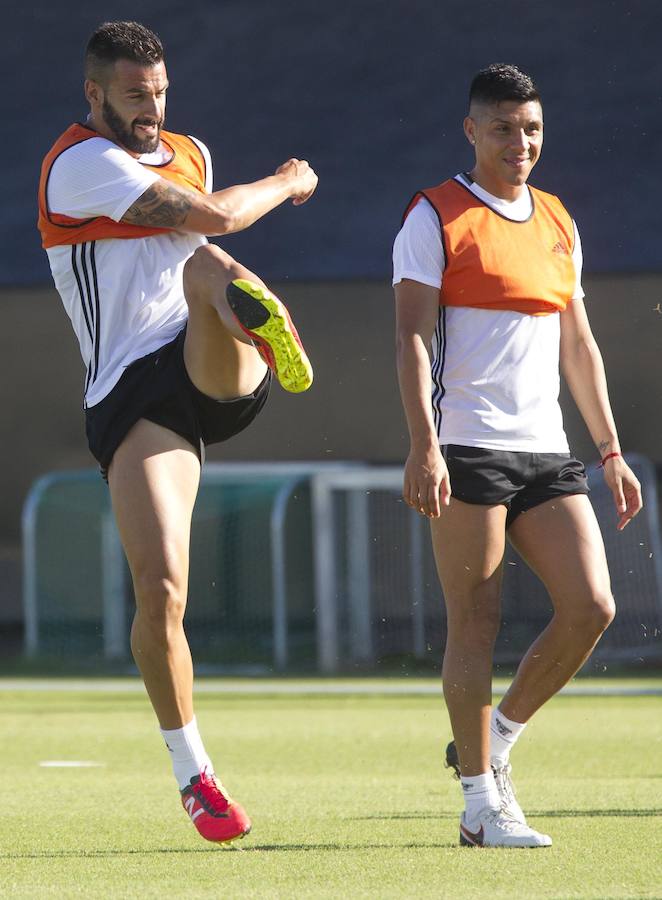 Fotos del entrenamiento del Valencia CF