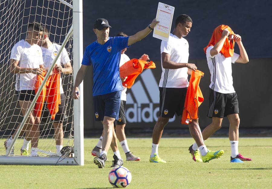 Fotos del entrenamiento del Valencia CF