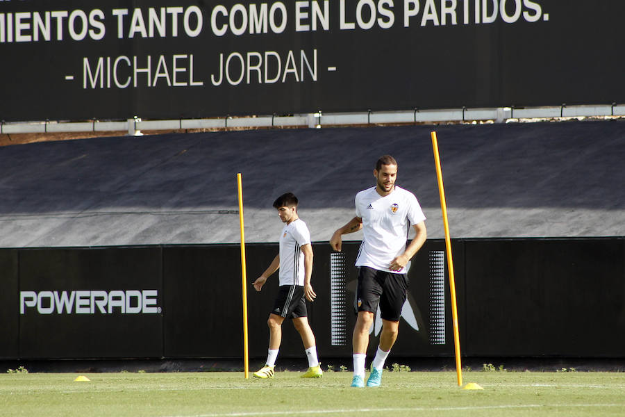 Fotos del entrenamiento del Valencia CF