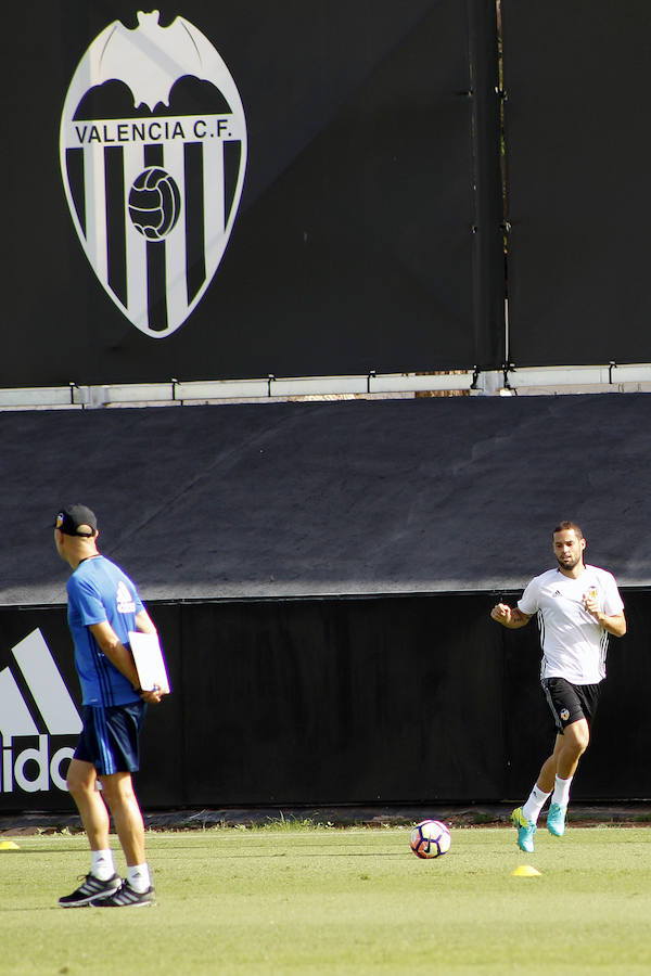 Fotos del entrenamiento del Valencia CF