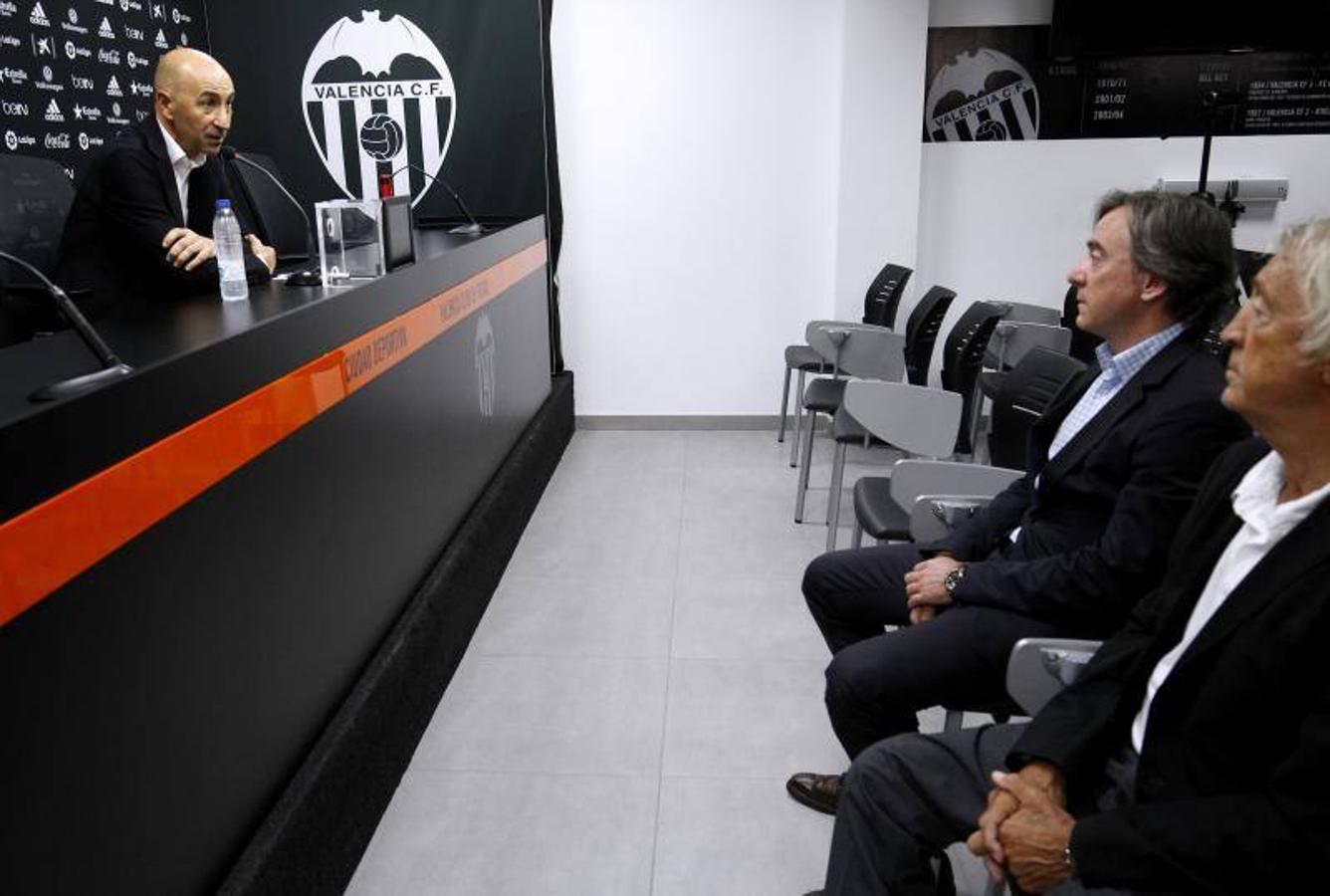 Fotos de la despedida de Pako Ayestarán del Valencia CF y del entrenamiento y rueda de prensa de Voro