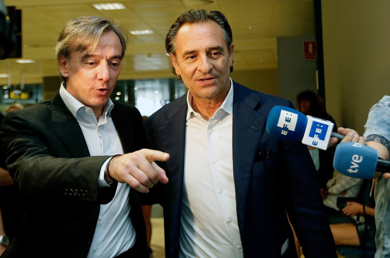 Cesare Prandelli llega a Valencia para firmar su contrato con el club de Mestalla