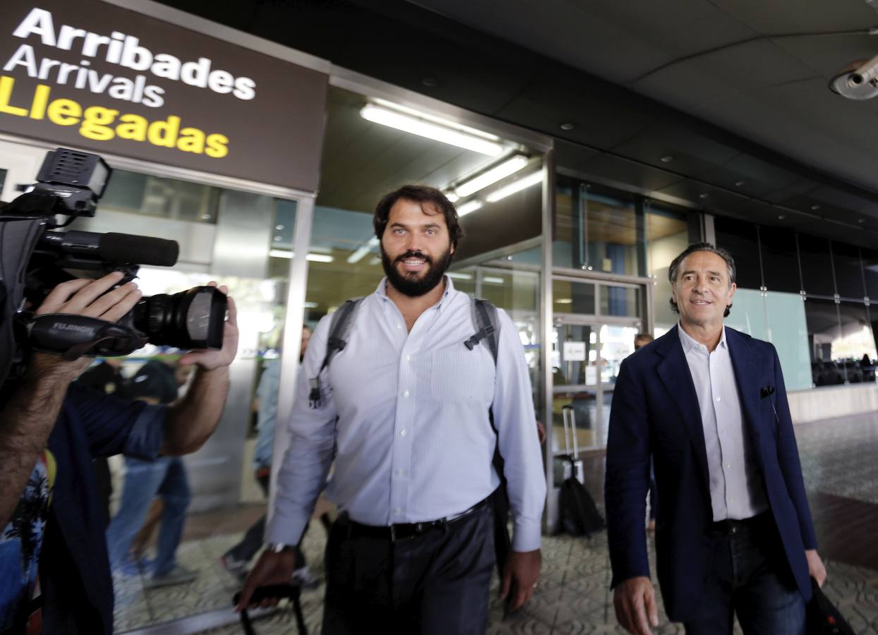 Cesare Prandelli llega a Valencia para firmar su contrato con el club de Mestalla