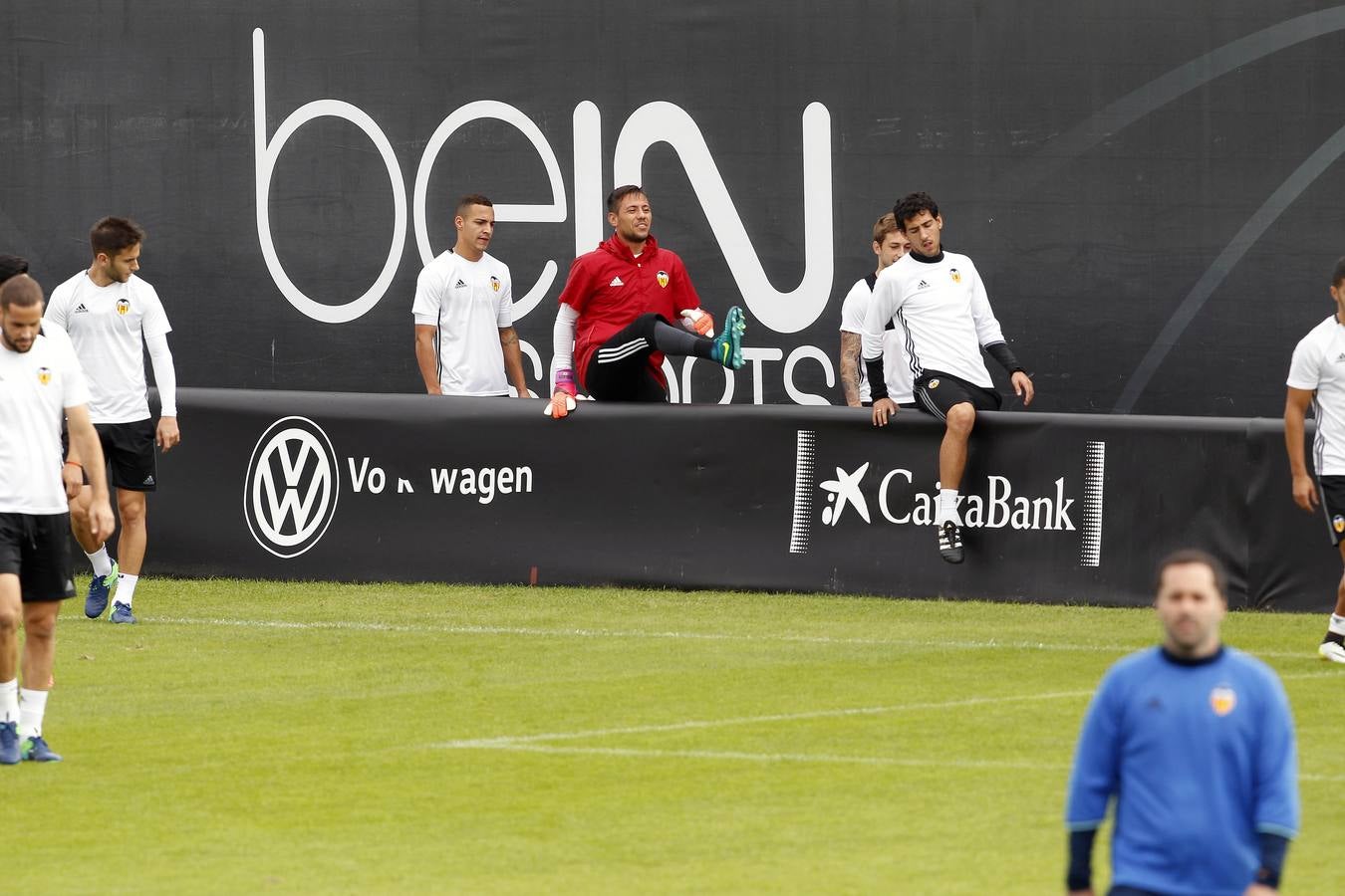 Fotos del entrenamiento del Valencia CF del viernes 4 de noviembre