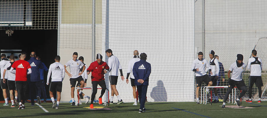 Fotos del entrenamiento del Valencia el 16 de diciembre