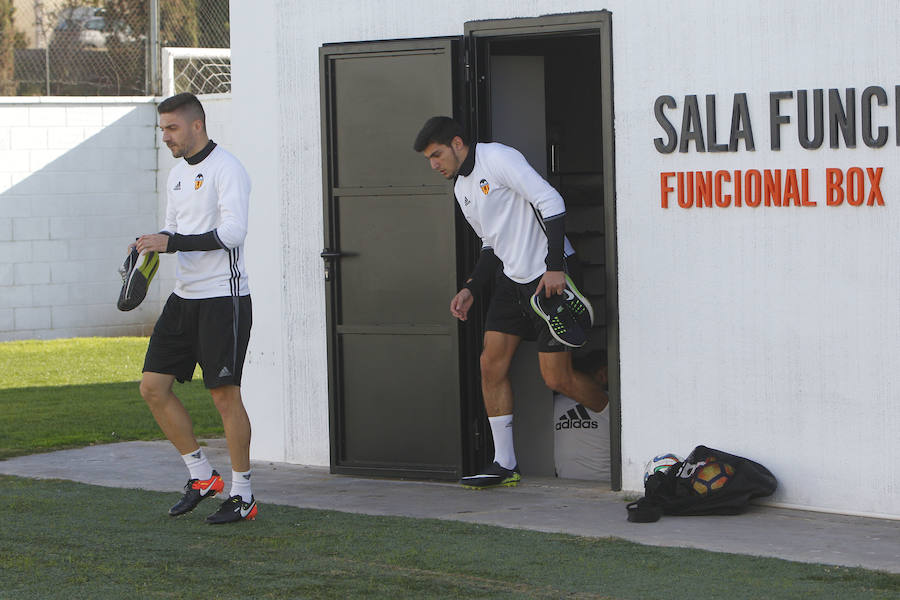 Fotos del entrenamiento del Valencia el 16 de diciembre