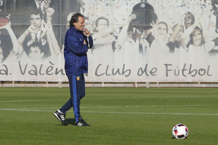 Fotos del entrenamiento del Valencia el 16 de diciembre