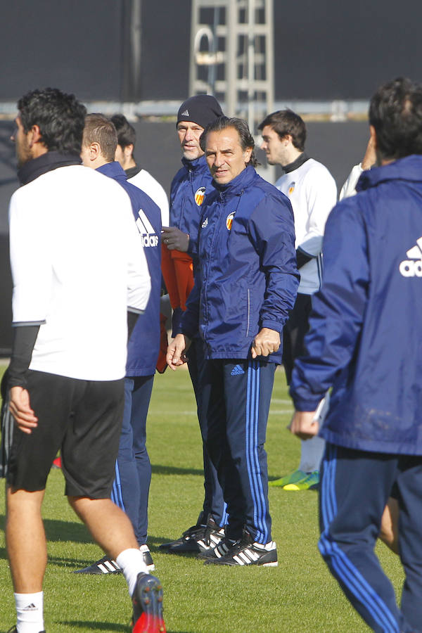 Fotos del entrenamiento del Valencia el 16 de diciembre