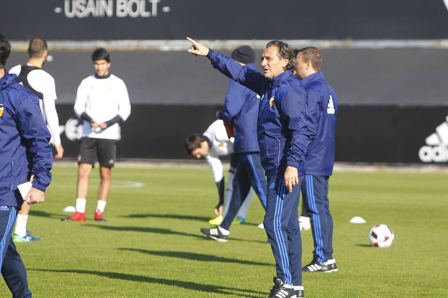 Fotos del entrenamiento del Valencia el 16 de diciembre