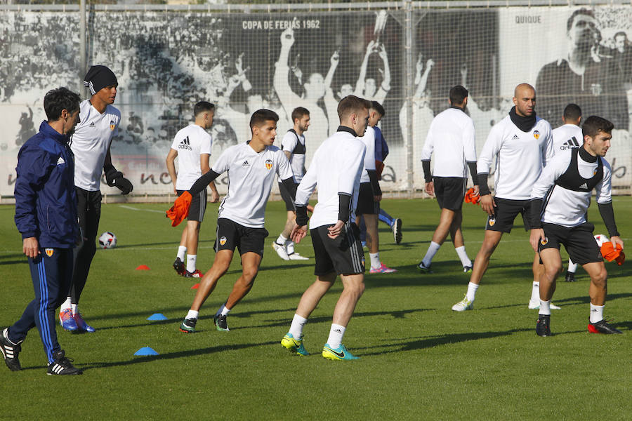 Fotos del entrenamiento del Valencia el 16 de diciembre