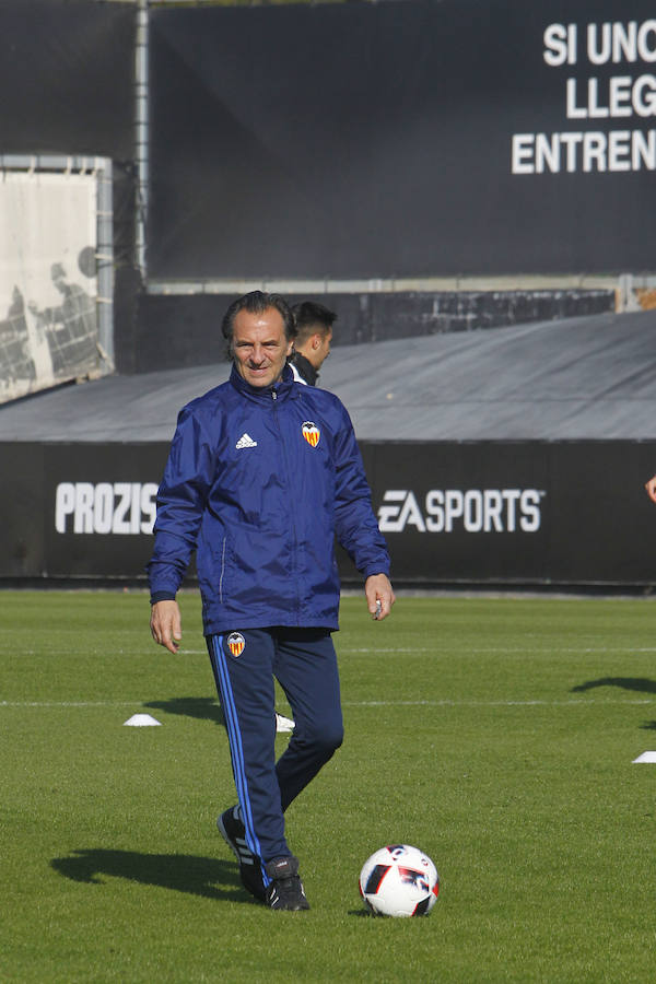 Fotos del entrenamiento del Valencia el 16 de diciembre