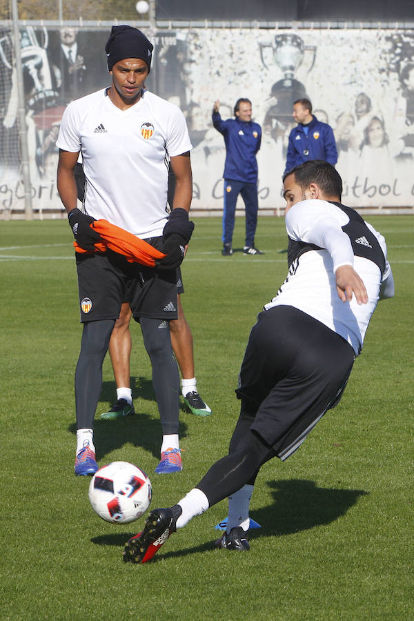 Fotos del entrenamiento del Valencia el 16 de diciembre