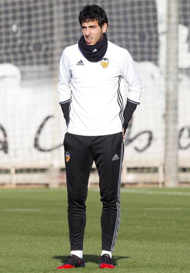 Fotos del entrenamiento del Valencia CF del viernes 30 de diciembre