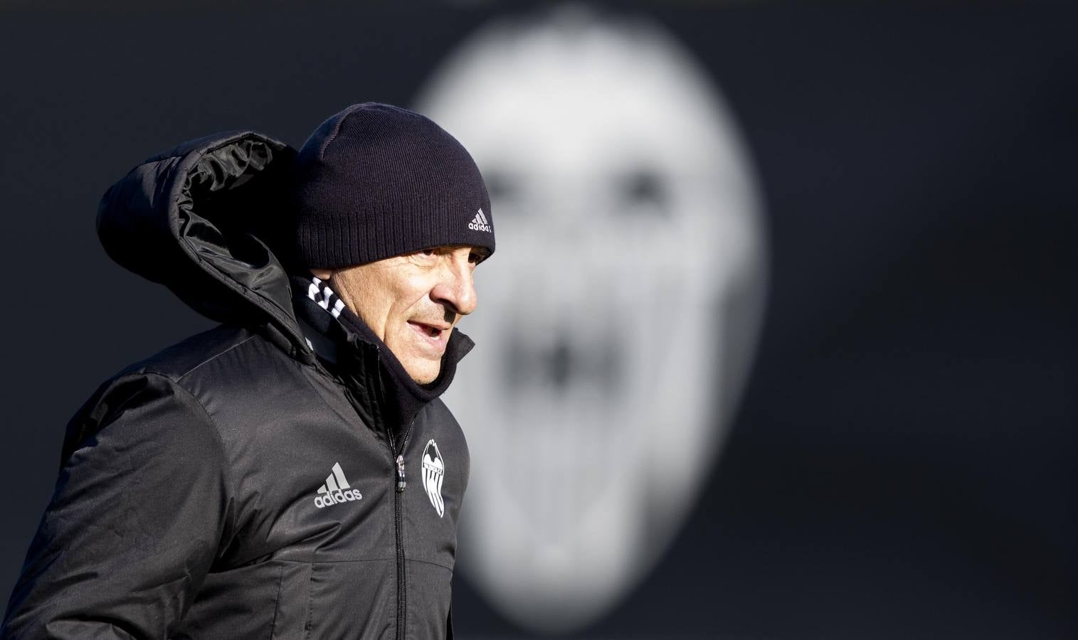 Fotos del entrenamiento del Valencia CF del viernes 30 de diciembre