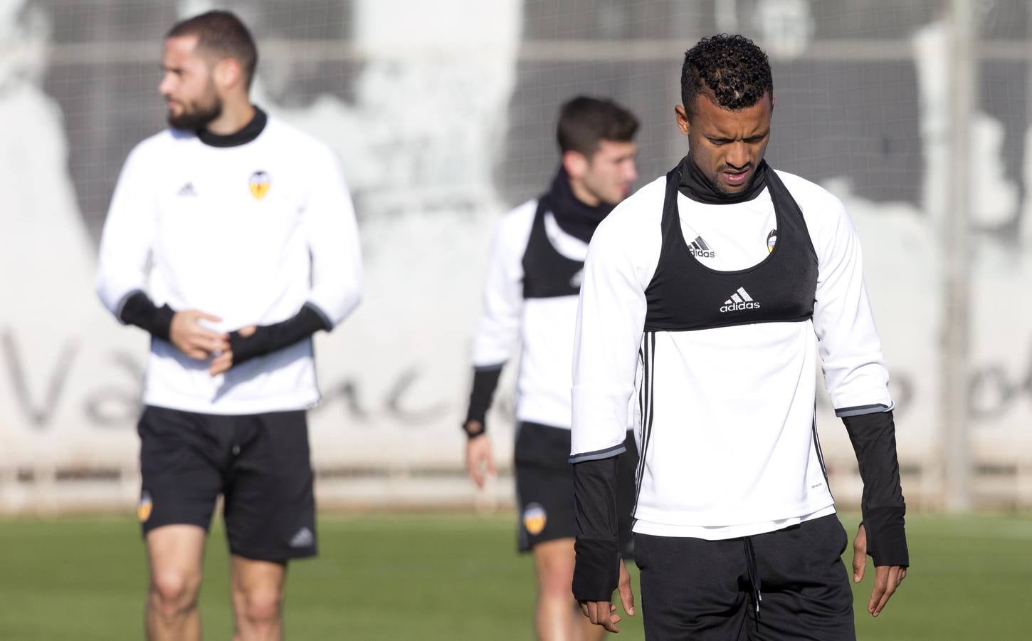 Fotos del entrenamiento del Valencia CF del viernes 30 de diciembre