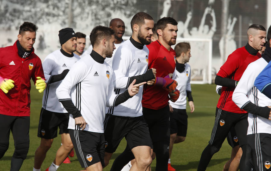 Fotos del entrenamiento del 11 de diciembre del Valencia CF