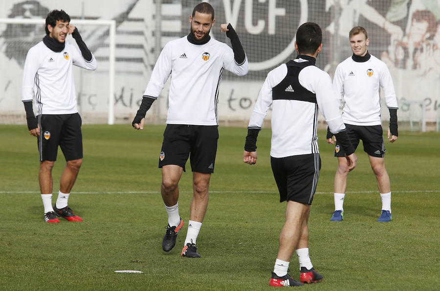 Fotos del entrenamiento del 11 de diciembre del Valencia CF