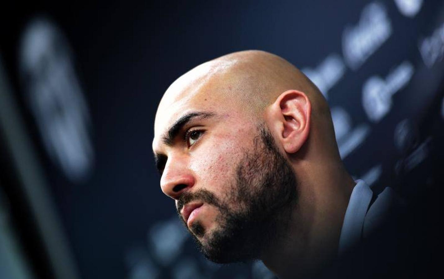 Fotos de la presentación de Zaza como jugador del Valencia CF