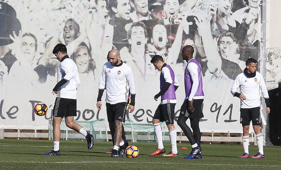 Fotos del entrenamiento del Valencia CF