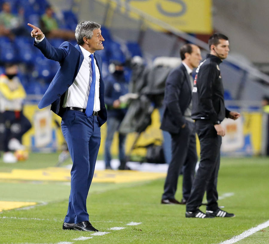 Fotos del partido de liga disputado entre Las Palmas y el Valencia