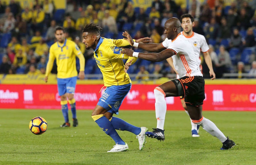 Fotos del partido de liga disputado entre Las Palmas y el Valencia