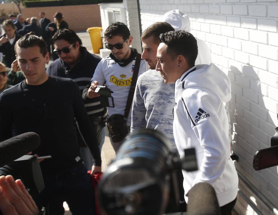 Fotos de la presentación oficial de Orellana como jugador del Valencia CF