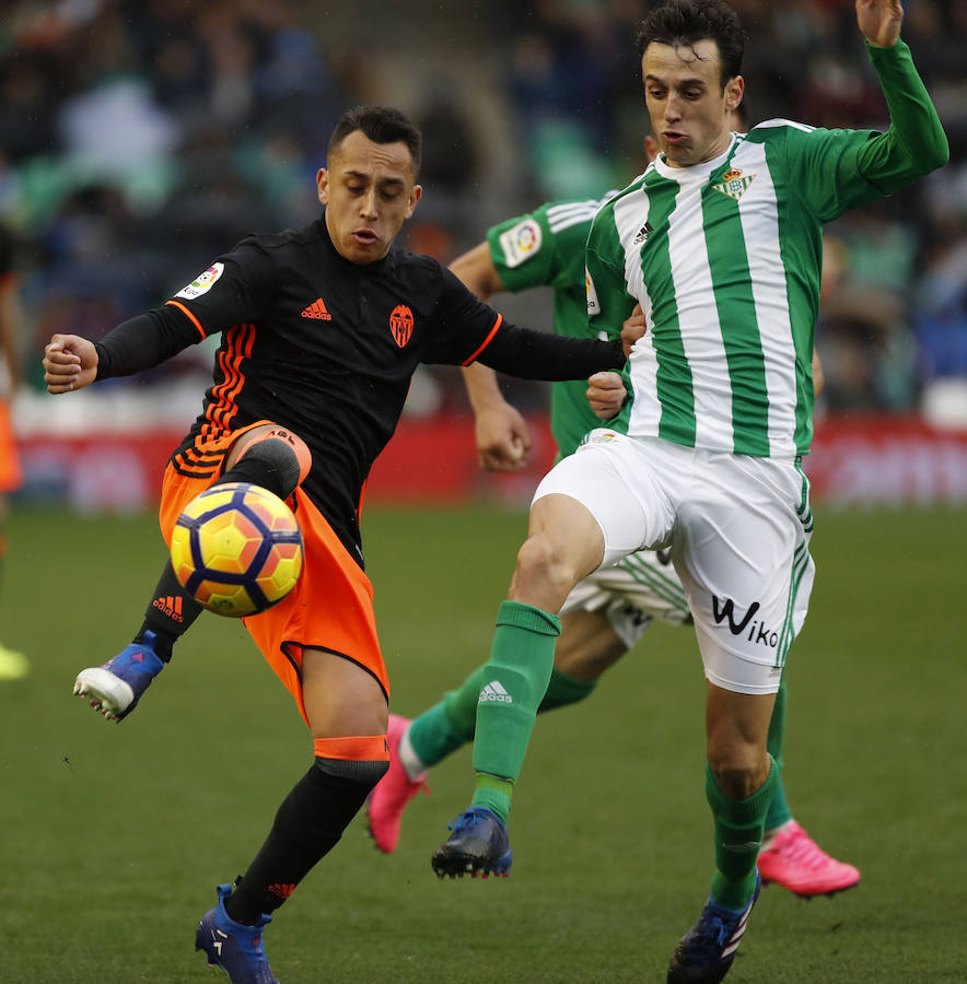 Fotos del encuentro disputado entre el Betis y el Valencia