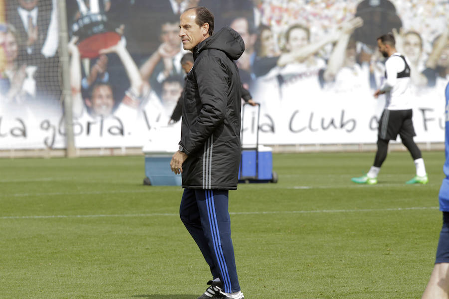 El último entrenamiento de la semana para el Valencia CF, en imágenes