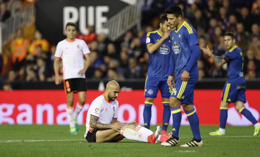 El Valencia-Celta correspondiente a la jornada 30, en imágenes