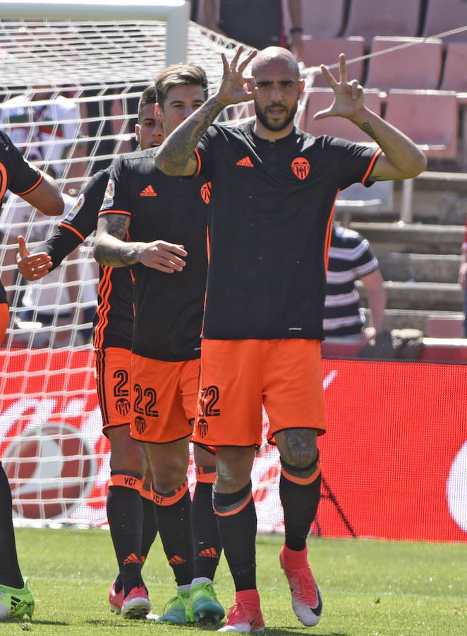 Fotos del partido disputado entre el Granada y el Valencia CF en Los Carmenes