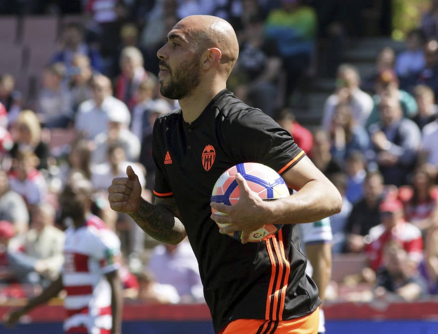 Fotos del partido disputado entre el Granada y el Valencia CF en Los Carmenes