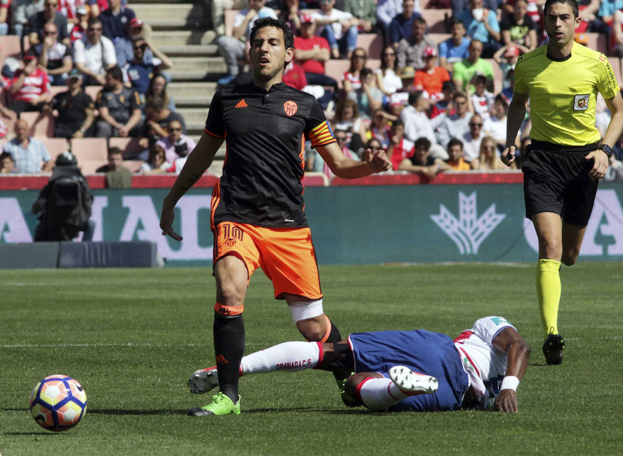 Fotos del partido disputado entre el Granada y el Valencia CF en Los Carmenes