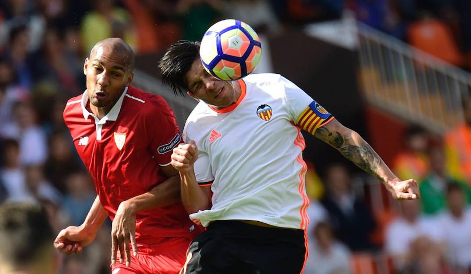 Fotos del partido Valencia-Sevilla en Mestalla