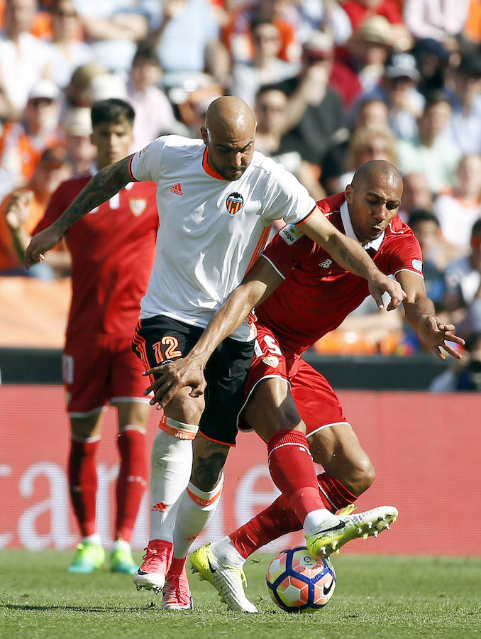 Fotos del partido Valencia-Sevilla en Mestalla