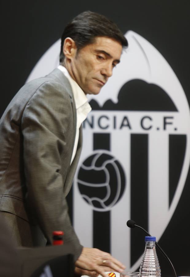 Fotos de la presentación de Marcelino como nuevo entrenador del Valencia CF