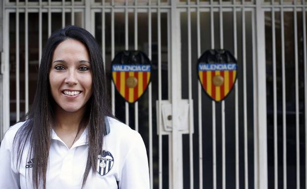 Valencia CF | Paula Nicart y Mari Paz Vilas en la lista de 23 para la Eurocopa de Holanda