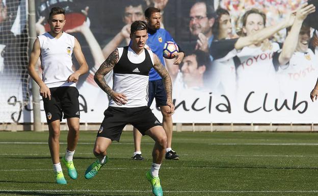 Valencia CF | David Goldar es el amigo investigado de Santi Mina