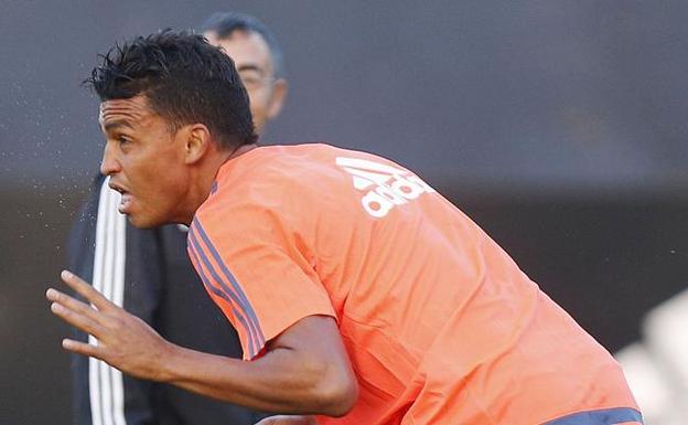 El Valencia, entre la salida de Santos y los deseos de Neto