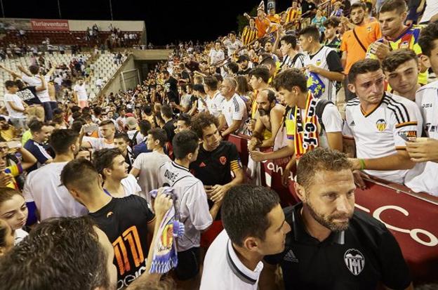 Valencia CF | Una grada entregada al pundonor del filial