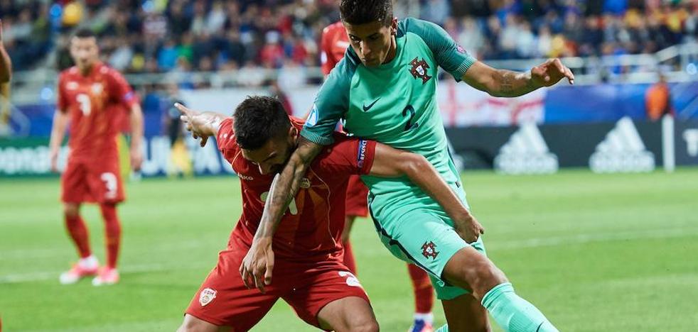 Valencia CF | La rescisión de Dani Alves cuenta en el futuro de Joao Cancelo