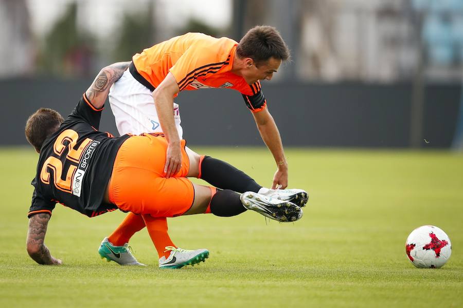 Fotos del amistoso entre el Valencia CF y el Lausanne