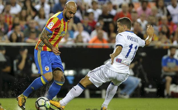 El Valencia CF sale derrotado de Mestalla el día de su presentación