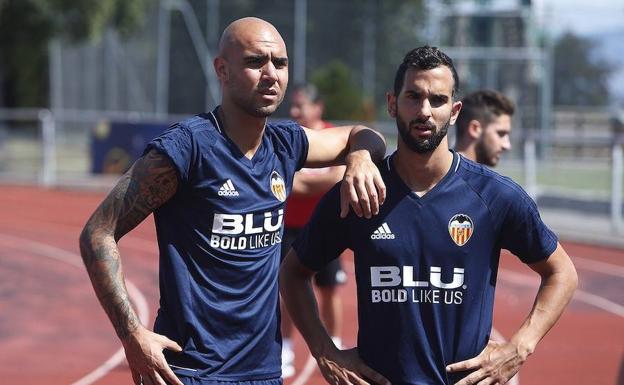 Valencia CF | Montoya vuelve a parar por molestias