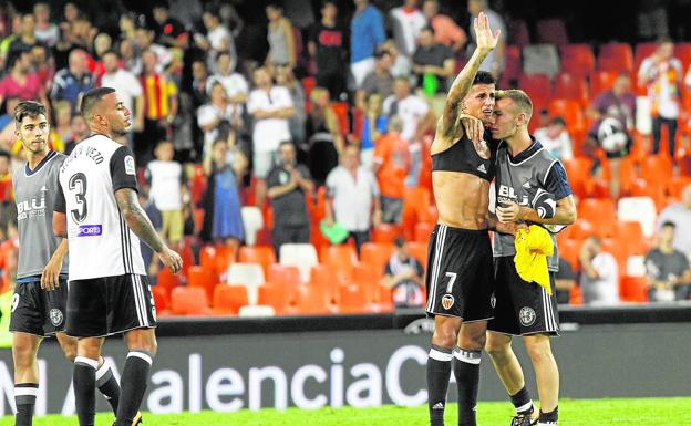 Cancelo llora su adiós a Mestalla