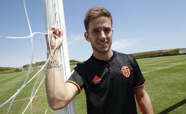 Valencia CF | Álvaro Medrán, a punto de firmar con el Alavés